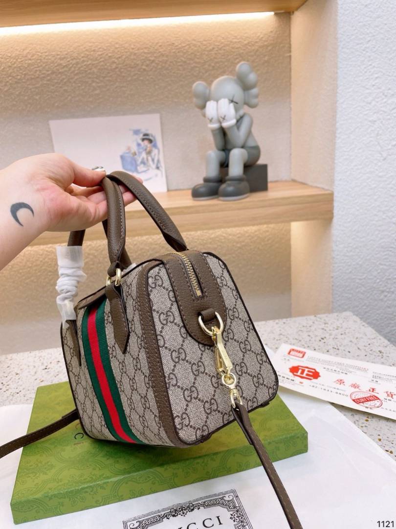 Gucci_Ophidia_Boston_Crossbody_Bag_With_DustCover