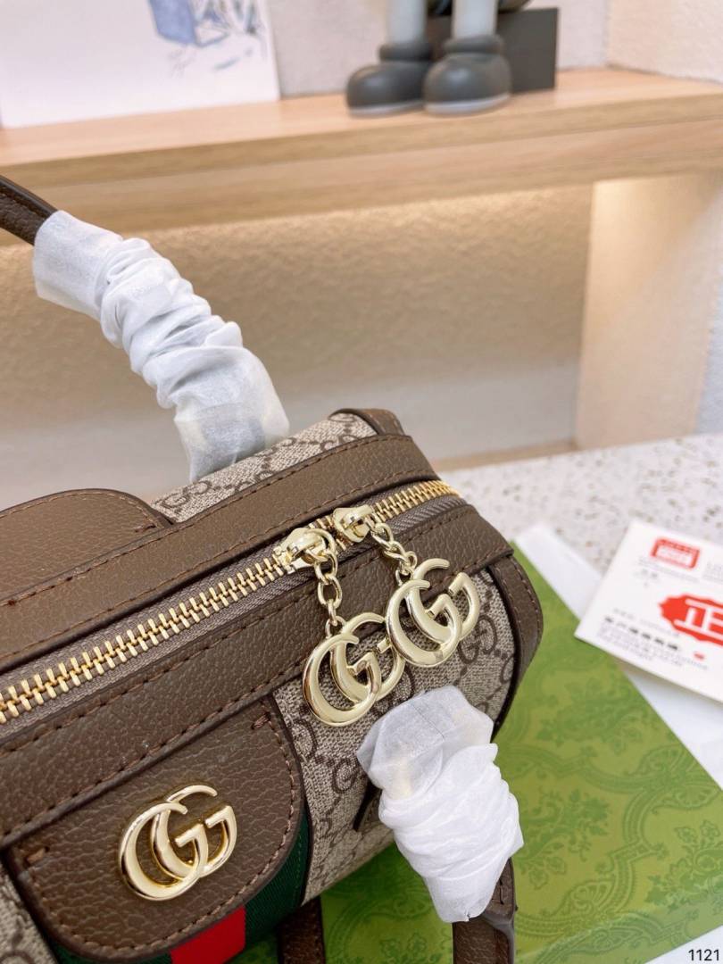 Gucci_Ophidia_Boston_Crossbody_Bag_With_DustCover