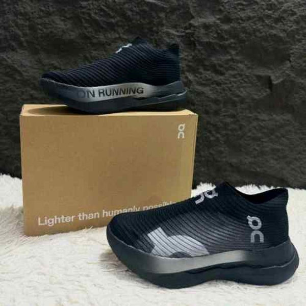 On CloudBoom Strike LS BlackSilvery 527