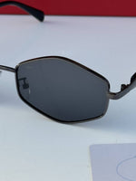 Prada_58081_black