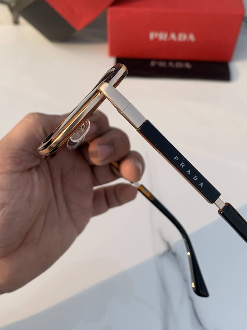 Prada_68805_gold_brown