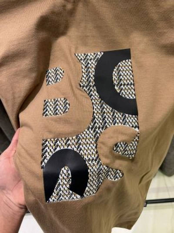HUGO BOS IMPORTED STORE ARTICLE T-SHIRT