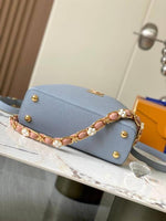Louis Vuitton_LV Capucines M23199 Premium Quality Leather Bag With OG Box & Dust Bag & Extra Shoulder Strap (Grey - 998)
