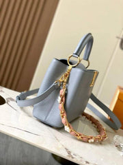 Louis Vuitton_LV Capucines M23199 Premium Quality Leather Bag With OG Box & Dust Bag & Extra Shoulder Strap (Grey - 998)