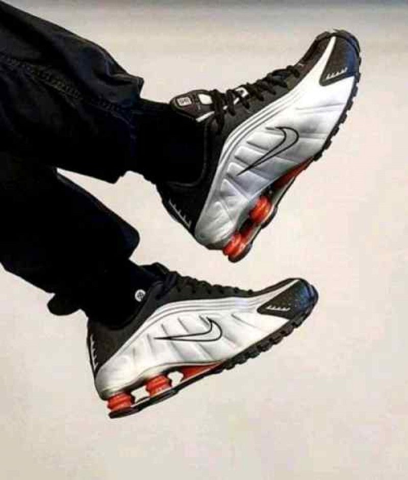 Nike Shox R4 Black Metallic Silver