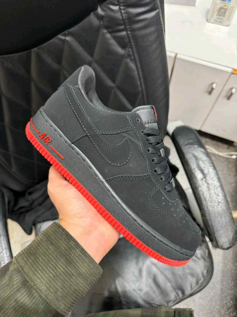 Nike airforce 1 Black red