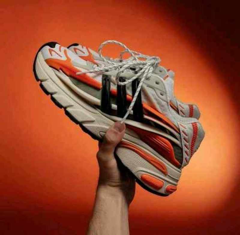 Adidas_x_pharrell_williams_jellyfish_blanc_orange