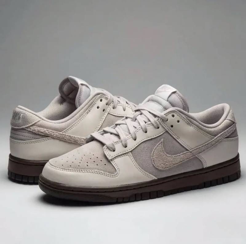 Nike SB DUNK LOW IRONSTONE