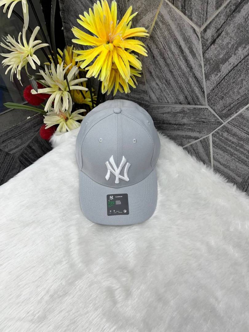 New York Yankees Grey Premium Baseball Cap (With Safety Box)