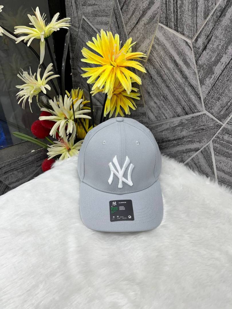 New York Yankees Grey Premium Baseball Cap (With Safety Box)