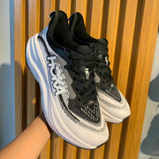 Hoka Skyflow Wide Black White
