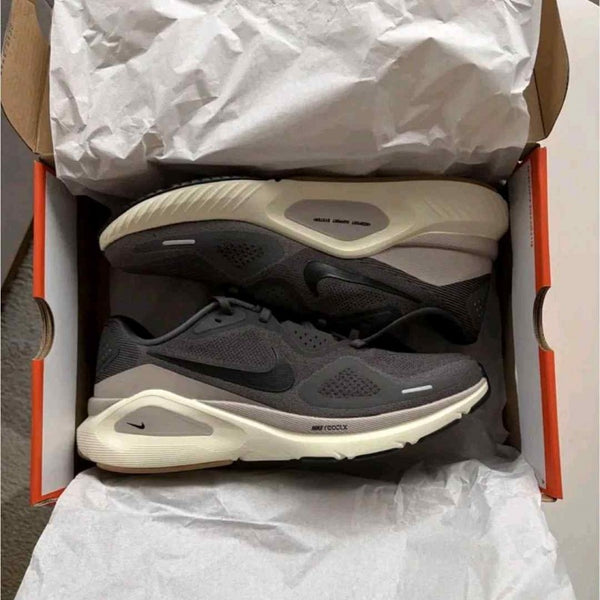 Nike Structure 26 Dark Ash and Black 6088