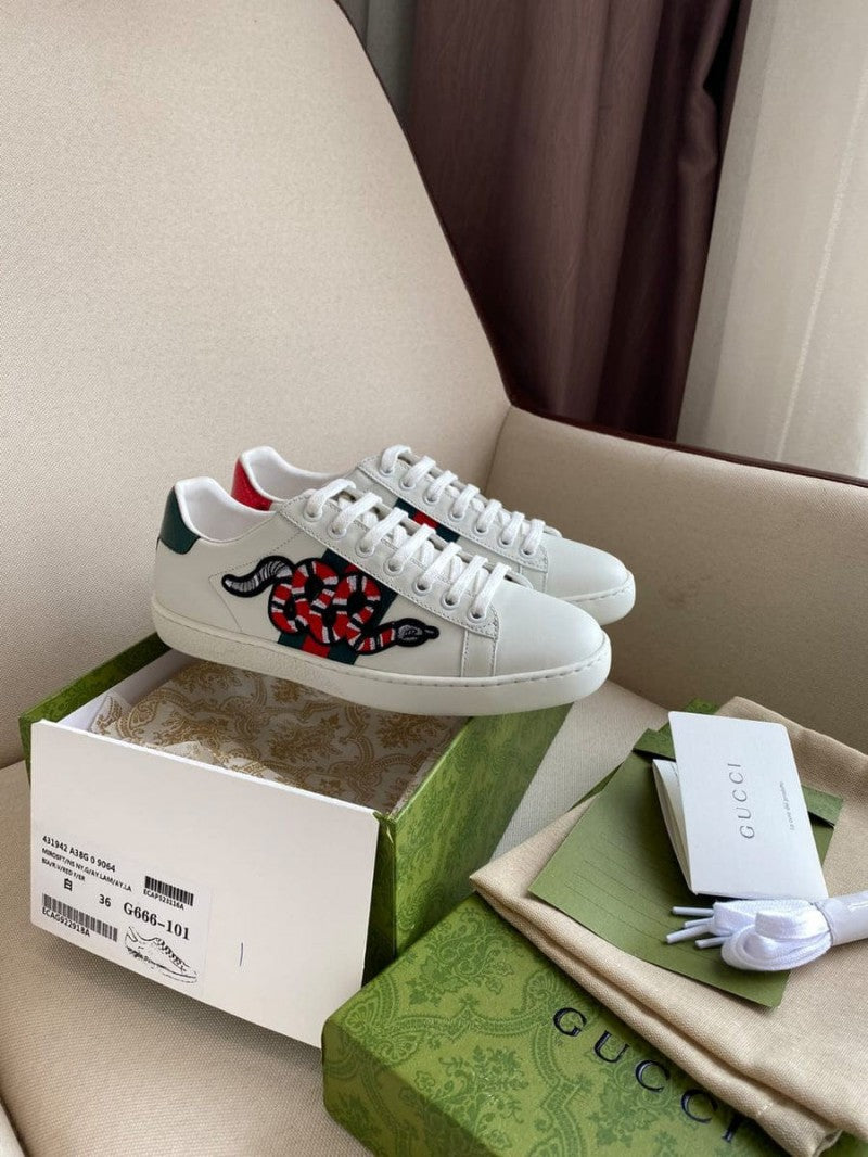 Gucccii snake premium sneaker--SALE
