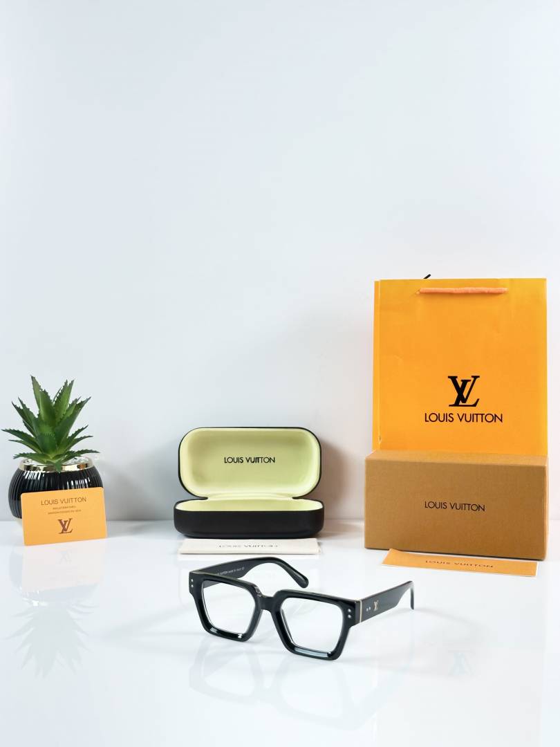 Louis Vuitton 8263 Black Frame