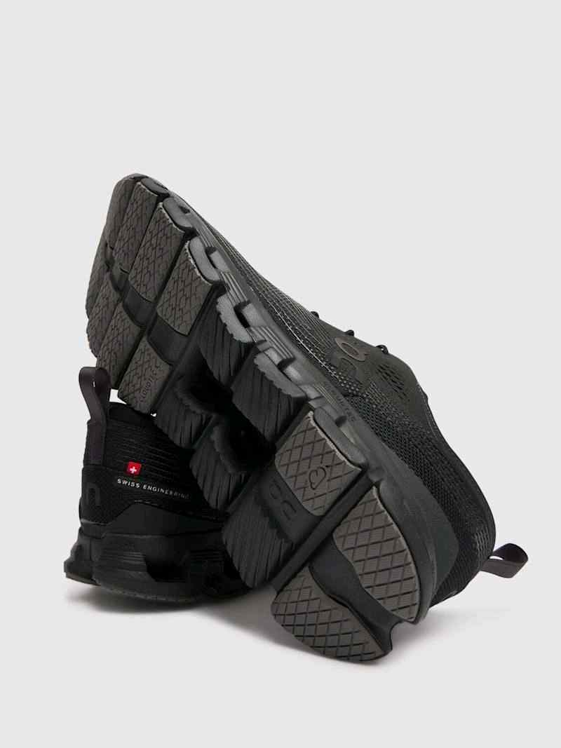 On Cloud X Z5 All Black