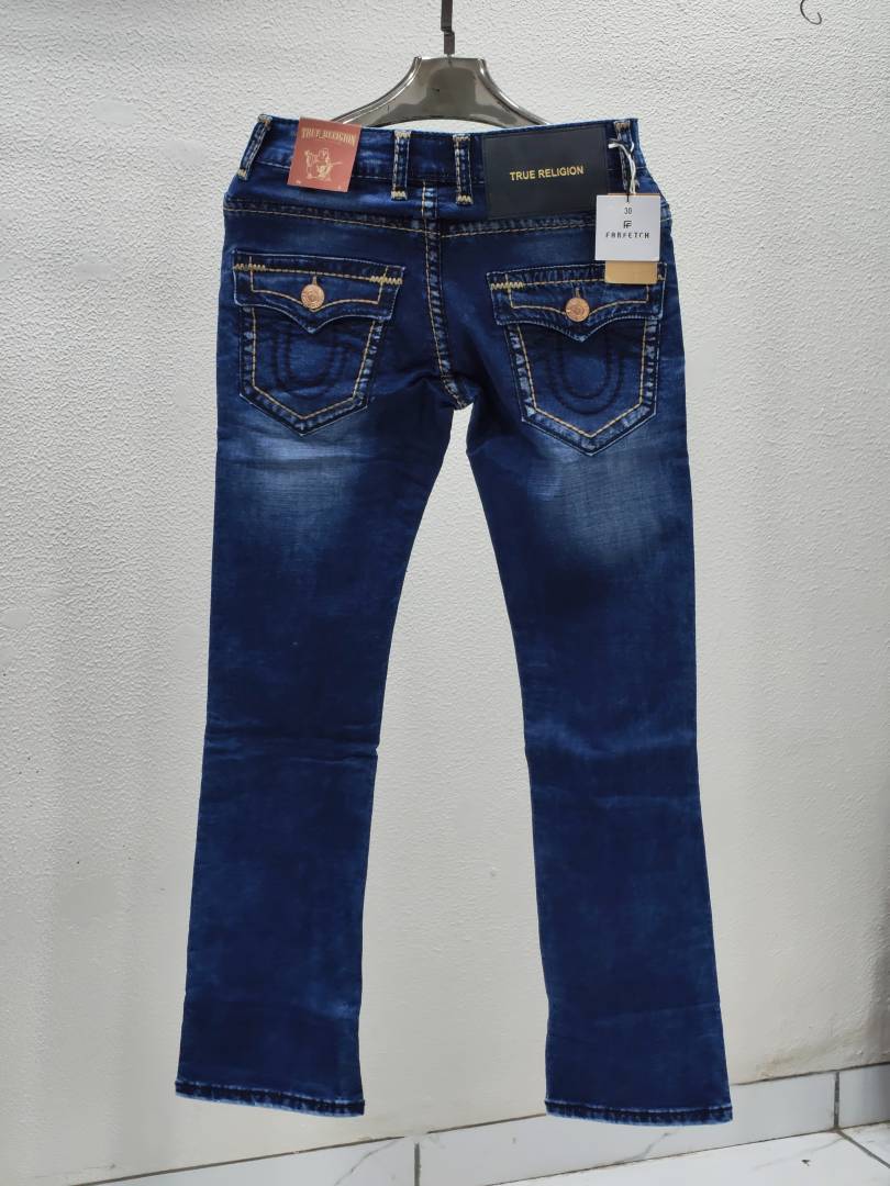 TRUE RELIGION IMPORTED STORE ARTICLE JEANS