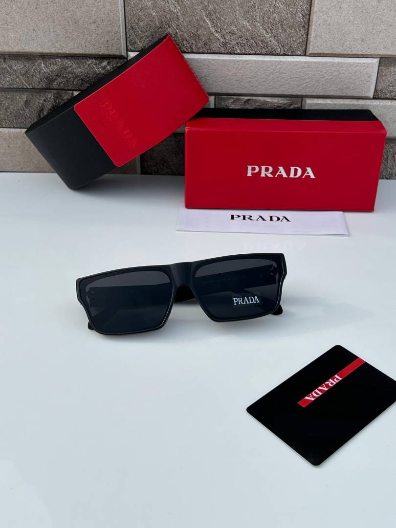 Prada_629_black