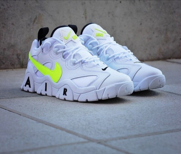 Nike Air Barrage Low Volt
