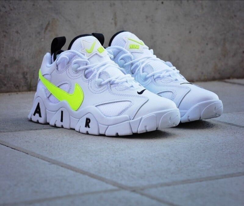Nike Air Barrage Low Volt