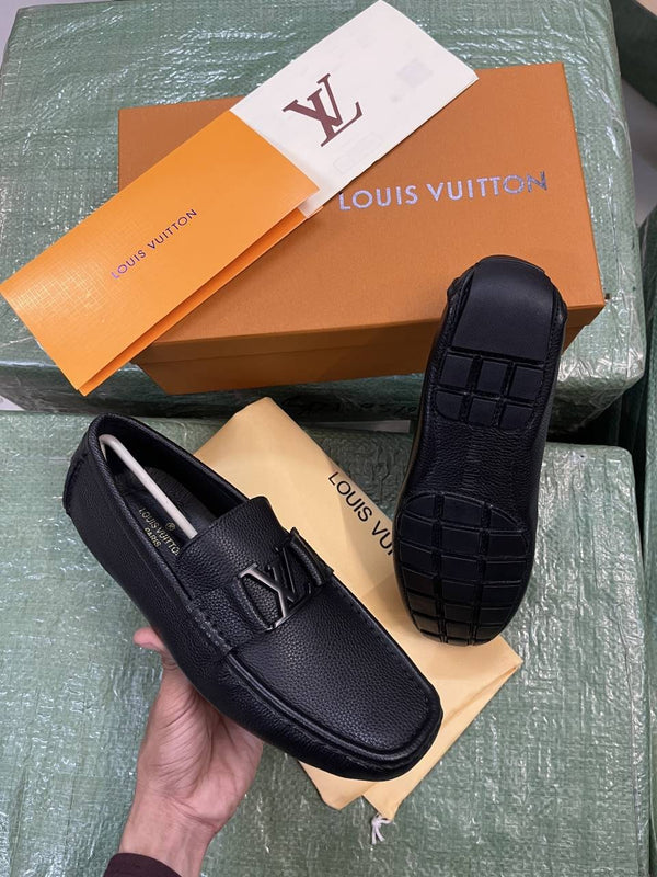 Louis Vuitton Premium Loafers Surplus Calf Leather Quality With All Accessories HX013