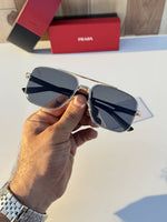 Prada_11025_gold_black