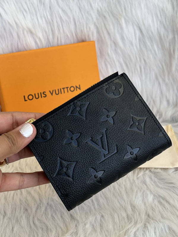 Louis Vuitton_Lisa_All-Black_Flap_Wallet_With_OriginalBox_DustCover_Booklet_Highend