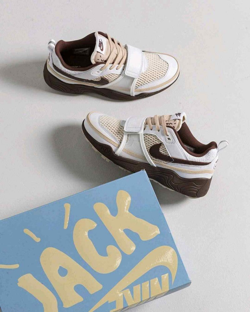 Nike Zoom Field Jaxx Travis Scott Light Chocolate