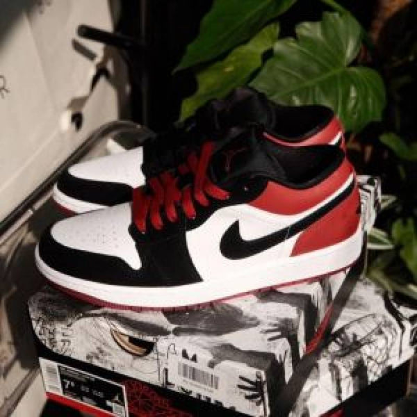 Jordan 1 Low Black Toe 2025 For men