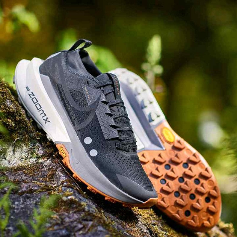 Nike ZoomX Zegama Trail 2Off NoirBlackMonarchPale Ivory