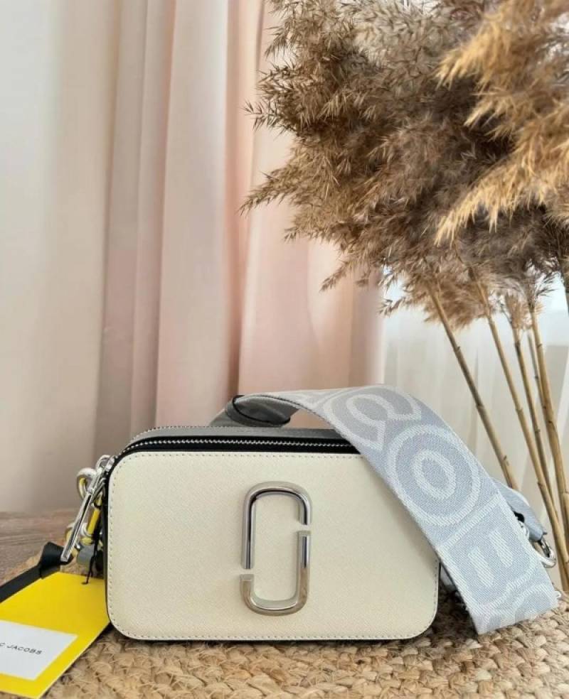 Marc Jacobs Snapshot Crossbody Bag With 2 Belts OG Box & Dust Bag (White Black - 835)