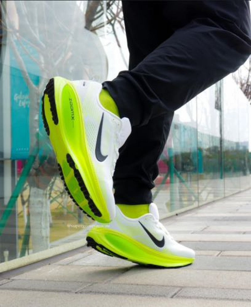 Nike Air Zoom Vomero 18 Green