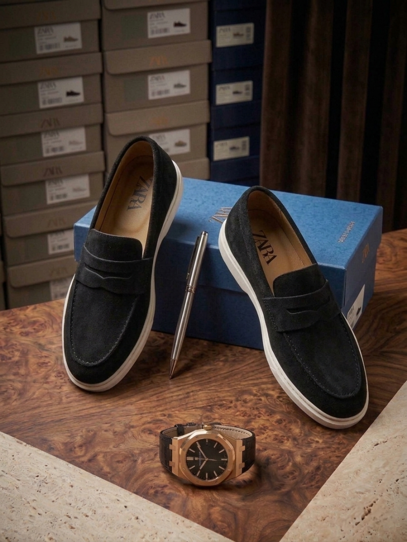 ZARRA BLACK SUEDE LOAFER 500