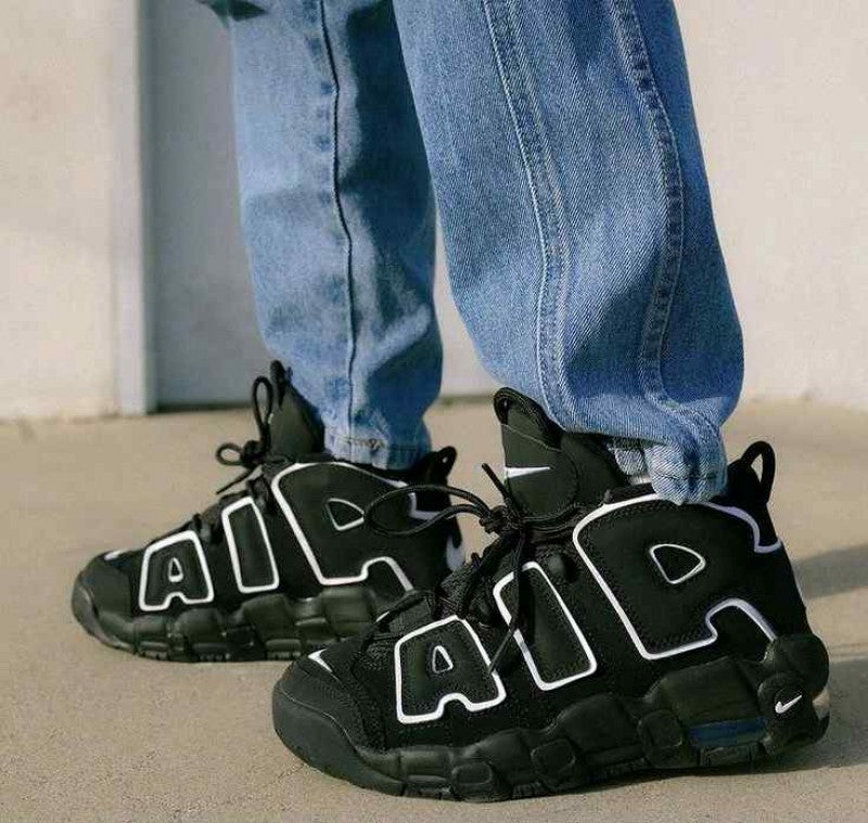 Nike Air More Up Tempo Black