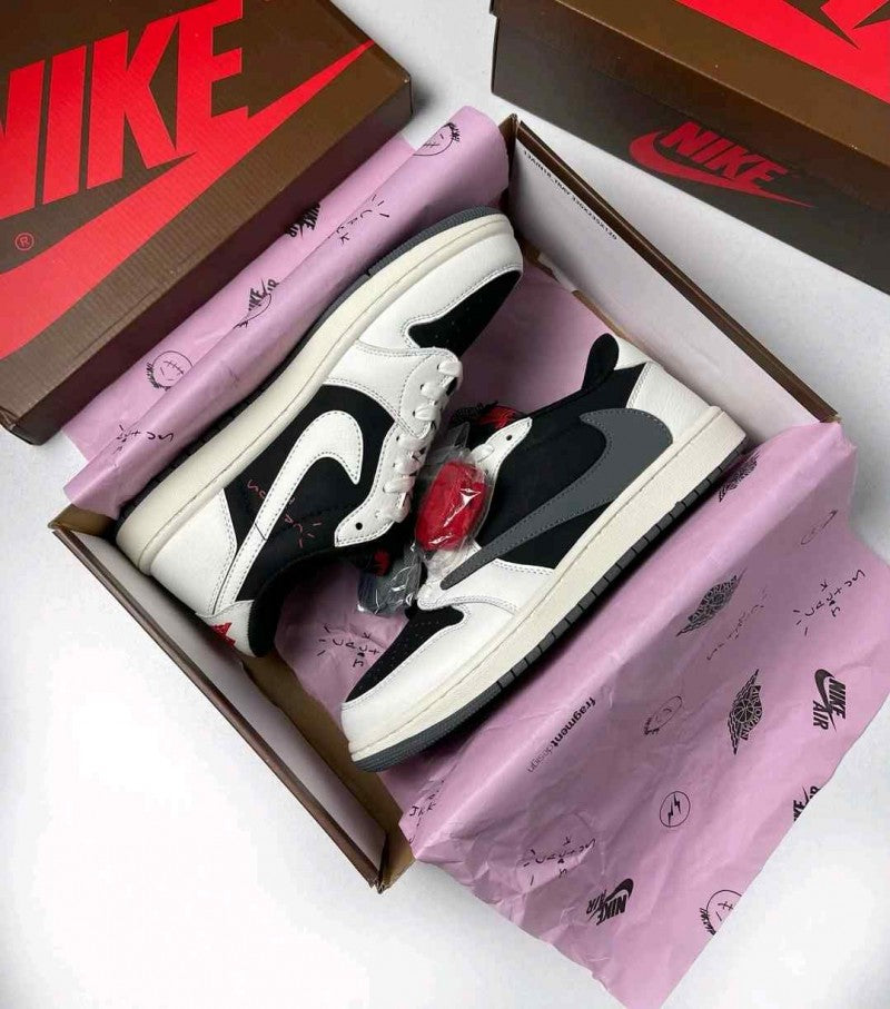 Travis Scott X Air Jordan 1 Low Og Grey Black