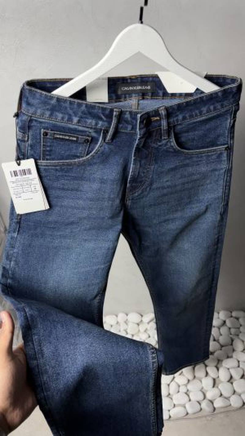 Calvin Kline Straight Fit Jeans 1203