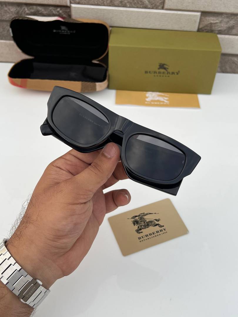 Burberry 6148 black