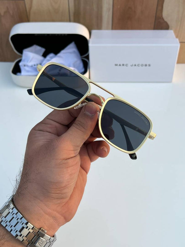 Marc jacobs 503 gold black
