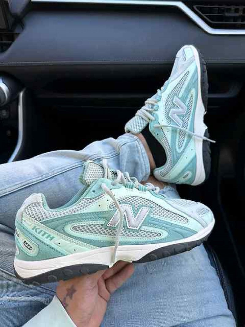 New balencee 204L KITH GREEN SILVER