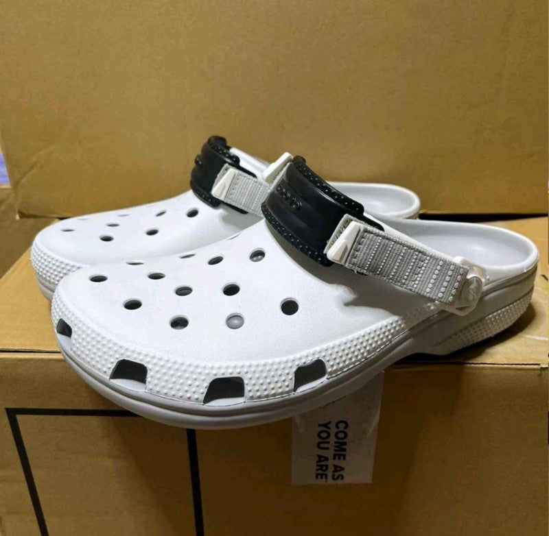 Crocs Classic Turbo Clogs