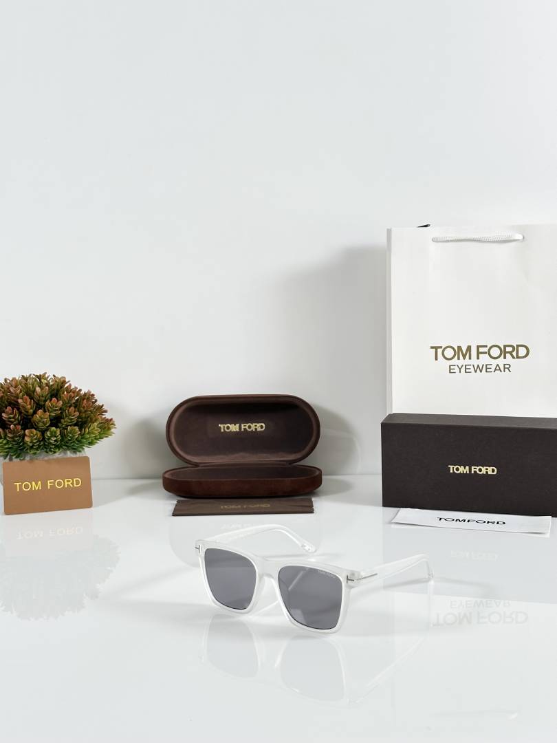 Tom forr 395 Ice Black