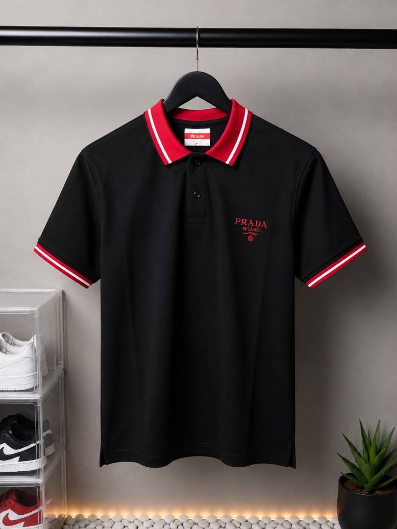 Prada Premium T Shirt with original box packaging 1813. Sale-offer VS1000
