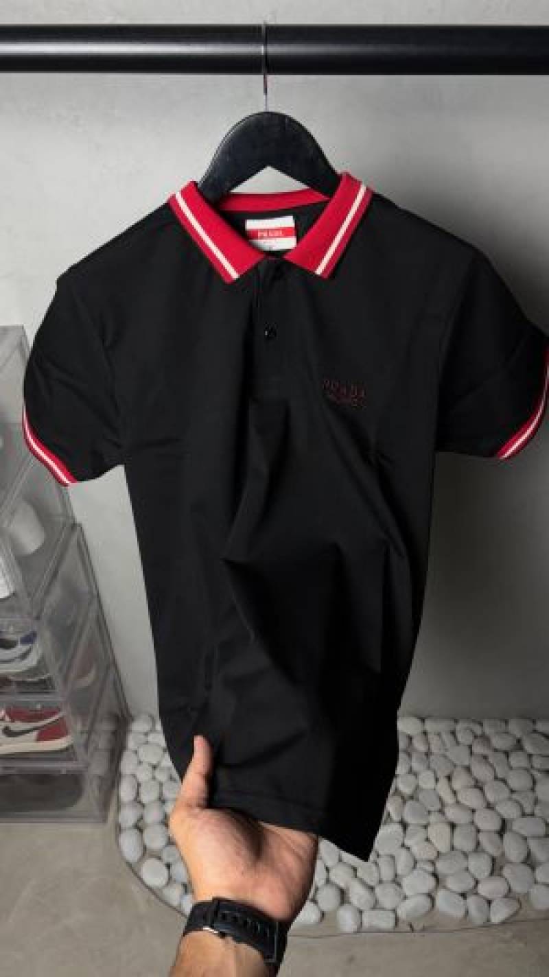 Prada Premium T Shirt with original box packaging 1813. Sale-offer VS1000