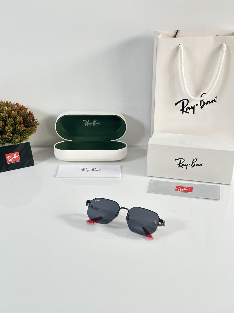 RB 07 Ice Black