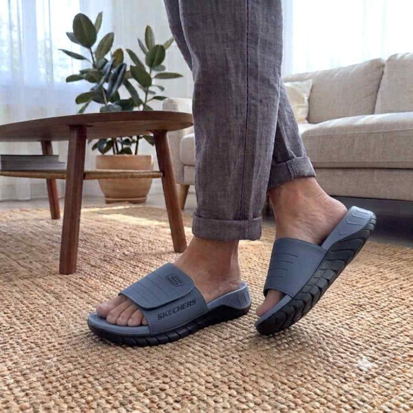 Skechers Go Recover Adjust Premium Grey Black Slides