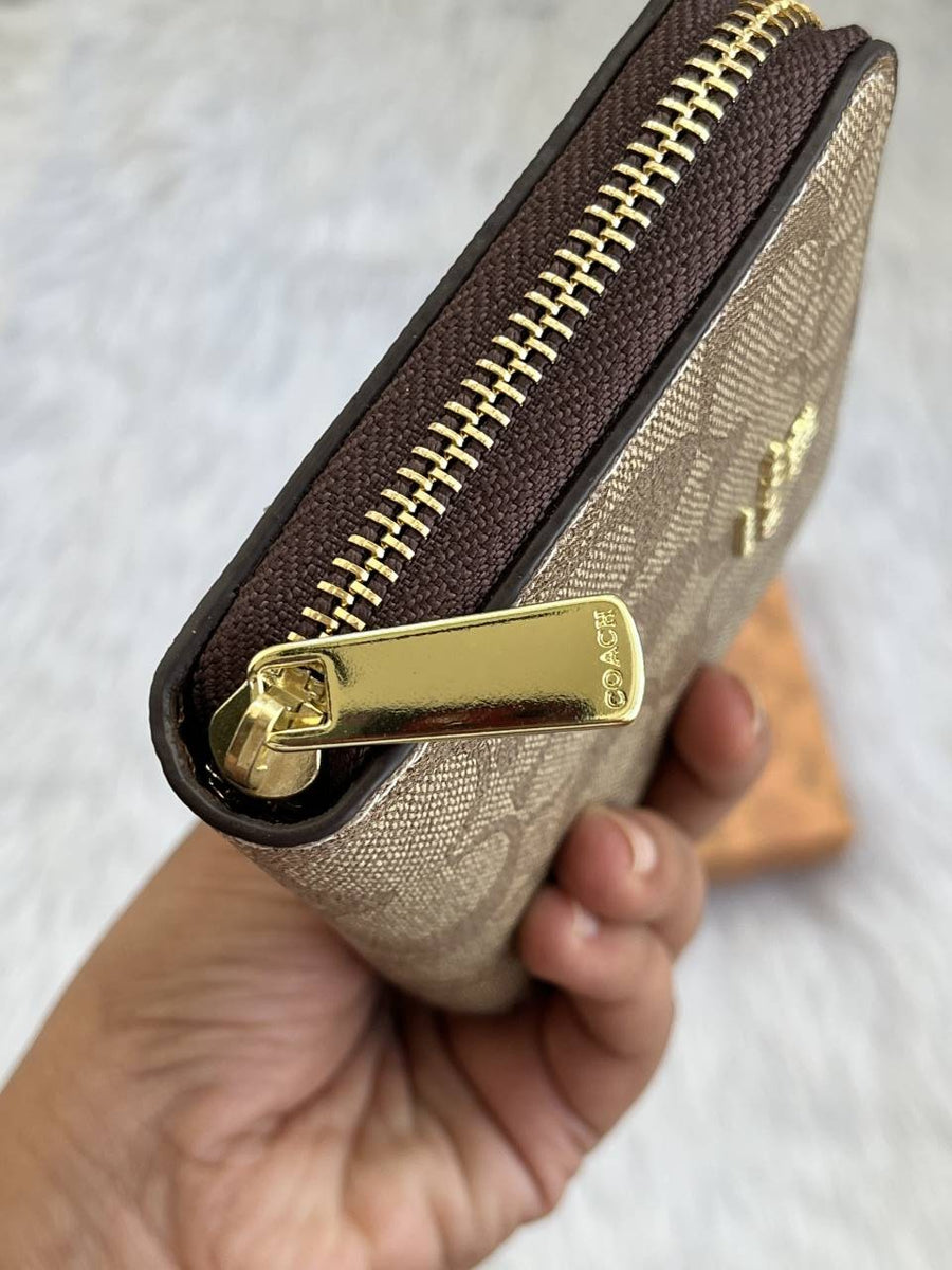 Coach_107_Apricot_Mini_Wallet_With_OriginalBox