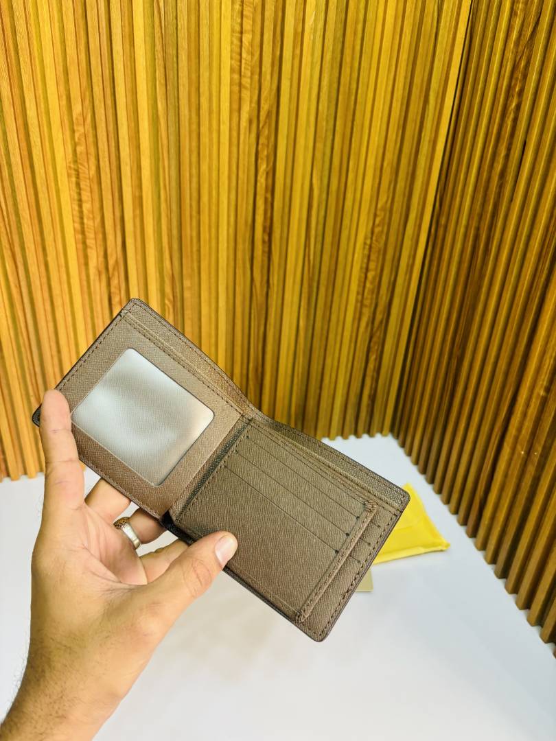 112 BURBERY PREMIUM QUALITY WALLET