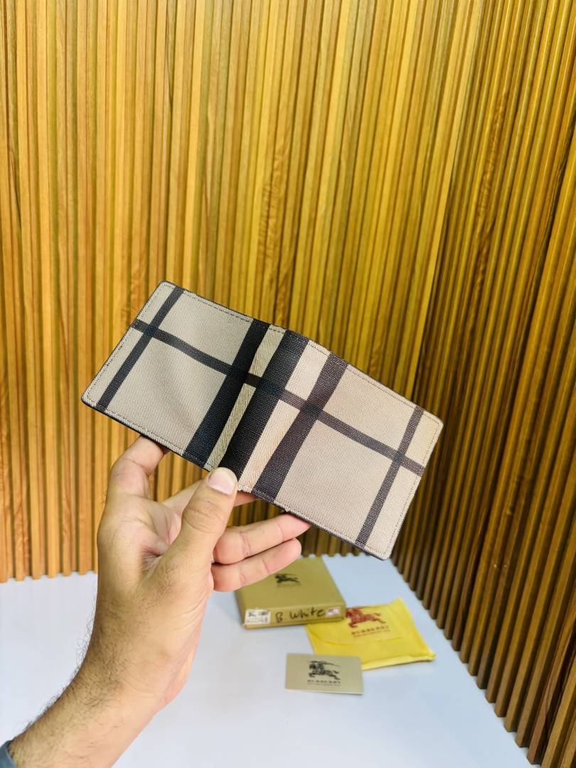 112 BURBERY PREMIUM QUALITY WALLET