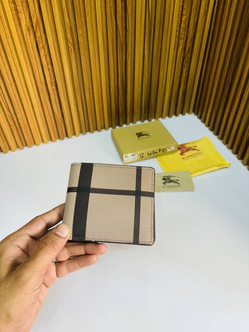 112 BURBERY PREMIUM QUALITY WALLET