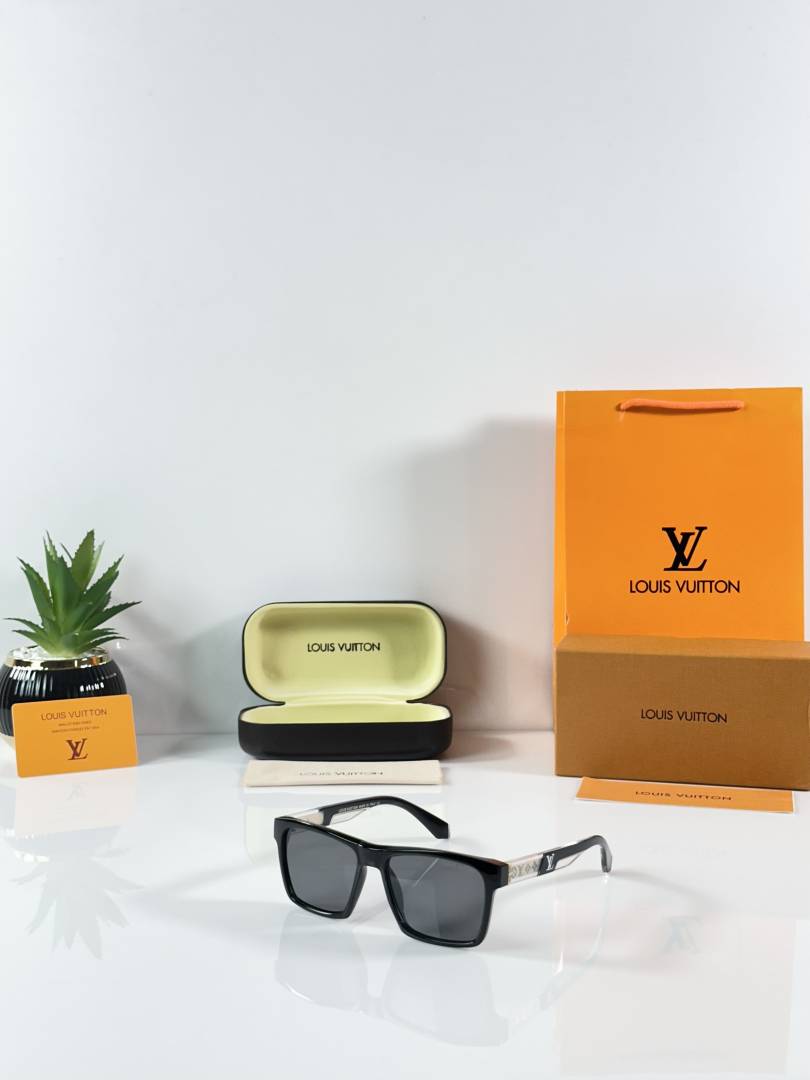 Louis Vuitton_2191_Shine_Black