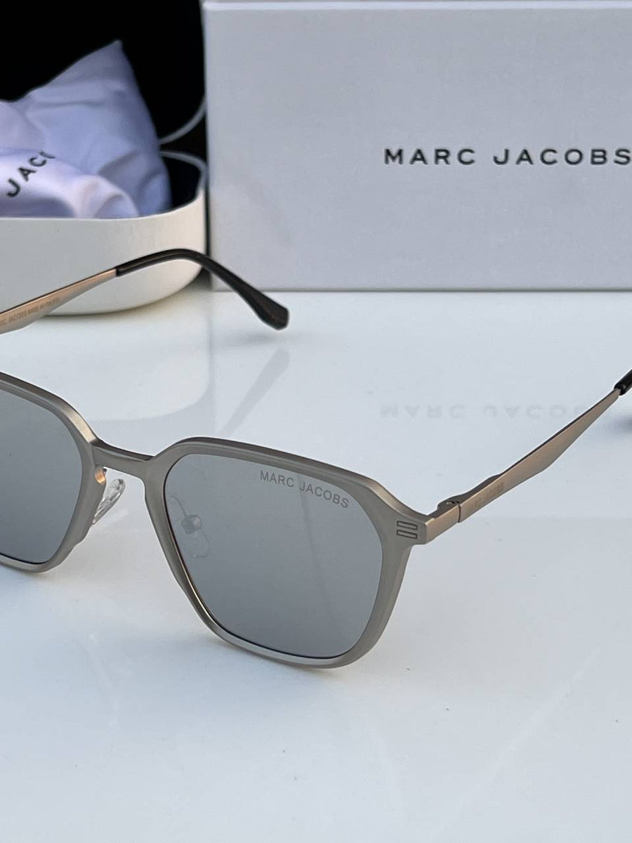 Marc_jacobs_502_silver_mercury